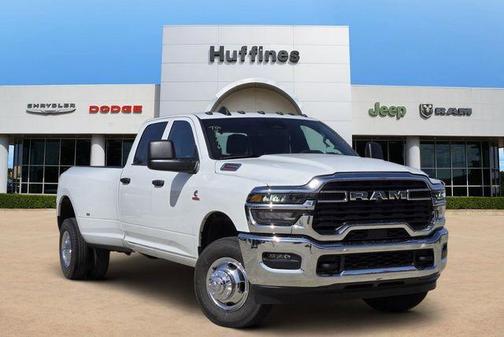 Bright White Clearcoat 2026 RAM 3500 Tradesman