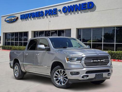 Billet Silver Metallic Clearcoat 2024 RAM 1500 Laramie