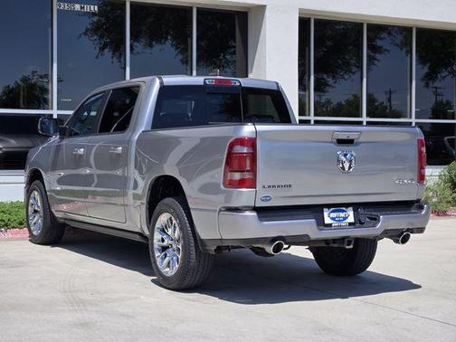 Billet Silver Metallic Clearcoat 2024 RAM 1500 Laramie
