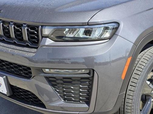 Metallic 2026 Jeep Grand Cherokee Limited