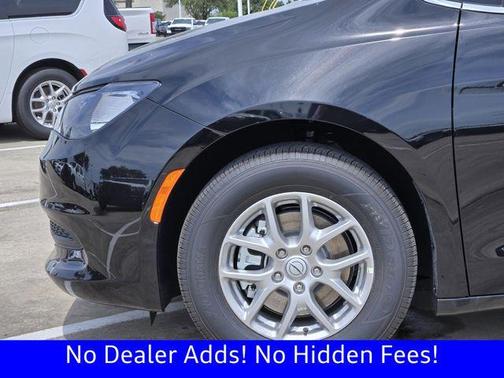 2026 Chrysler Voyager LX