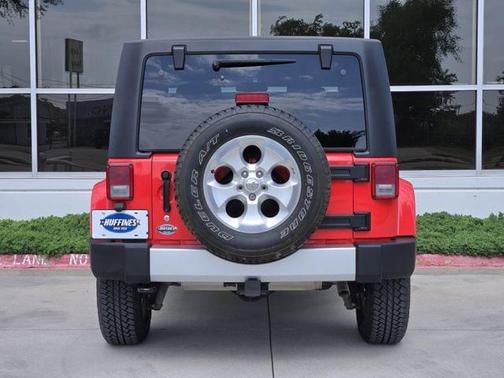2013 Jeep Wrangler Sahara