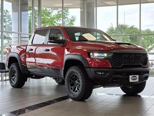 Molten Red Pearlcoat 2026 RAM 1500 RHO