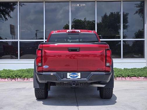 Radiant Red 2025 Chevrolet Colorado ZR2