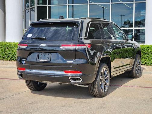 2025 Jeep Grand Cherokee Overland