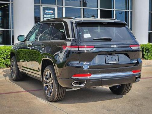 2025 Jeep Grand Cherokee Overland