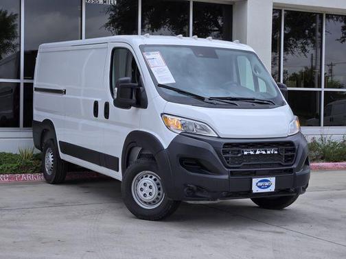 2025 RAM ProMaster 2500 Base