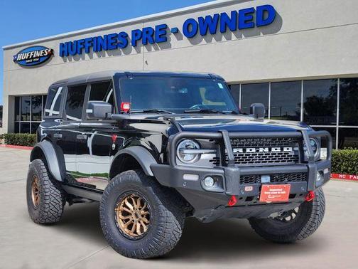 Shadow Black 2022 Ford Bronco Badlands