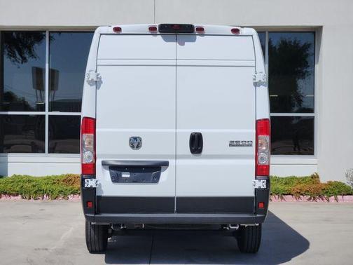 Bright White Clearcoat 2026 RAM ProMaster 2500 High Roof