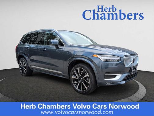 2024 Volvo XC90 Plus Bright Theme