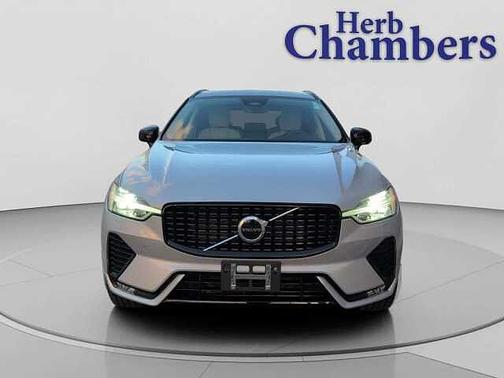 2024 Volvo XC60 Core