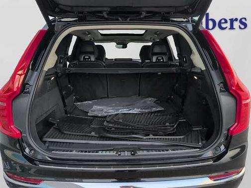 2023 Volvo XC90 Plus