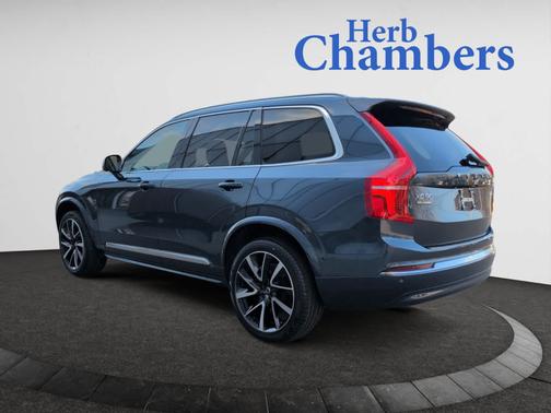 2024 Volvo XC90 Ultimate Bright Theme