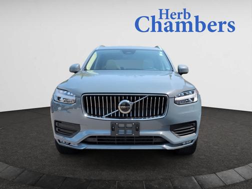 2023 Volvo XC90 Core