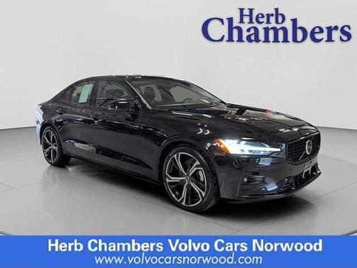 2023 Volvo S60 Plus