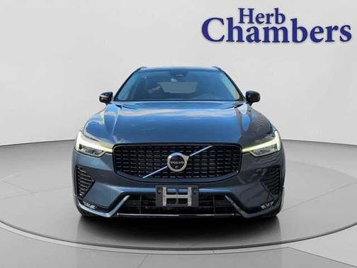 2023 Volvo XC60 Plus