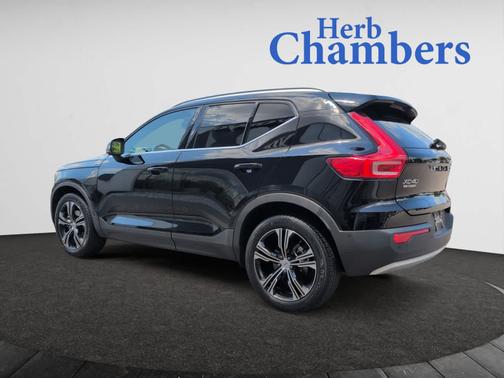 2022 Volvo XC40 Inscription