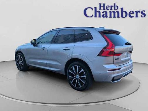 2023 Volvo XC60 Plus