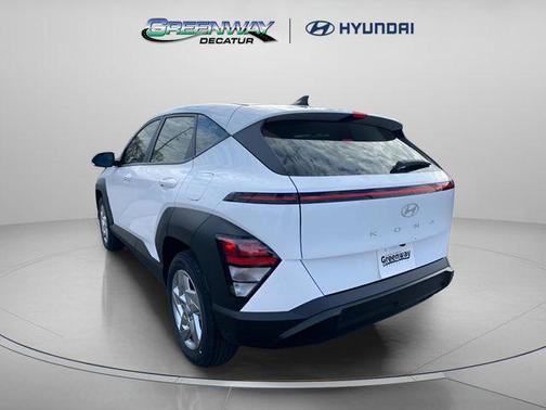 Atlas White 2026 Hyundai KONA SE