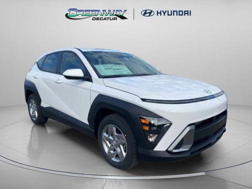 Atlas White 2026 Hyundai KONA SE