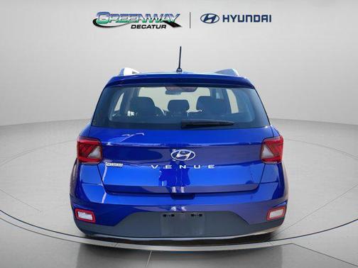 2023 Hyundai VENUE SEL