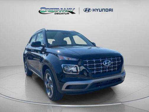 Onyx Black 2025 Hyundai VENUE SEL