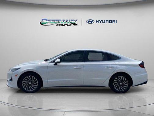 2023 Hyundai SONATA Hybrid SE