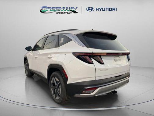 Creamy White Pearl 2025 Hyundai TUCSON Hybrid SEL Convenience