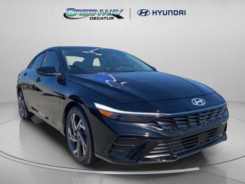 2025 Hyundai ELANTRA Limited
