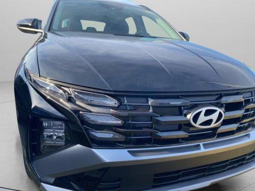 Phantom Black 2026 Hyundai TUCSON SEL