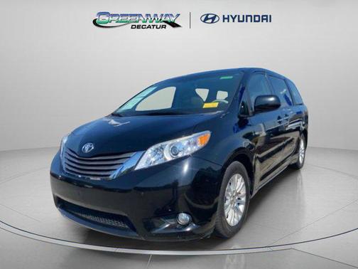 2013 Toyota Sienna XLE