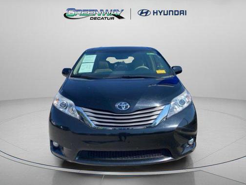 2013 Toyota Sienna XLE