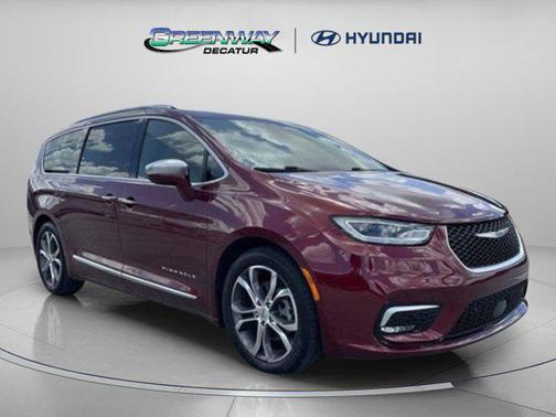2022 Chrysler Pacifica L