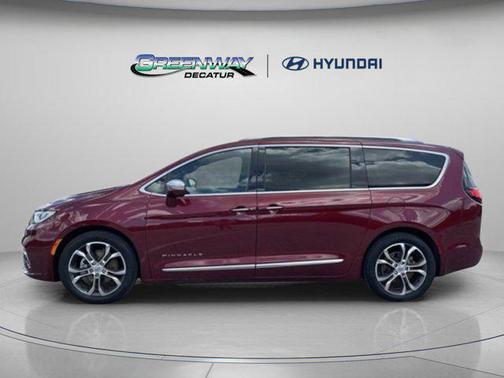 2022 Chrysler Pacifica L