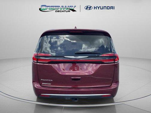 2022 Chrysler Pacifica L