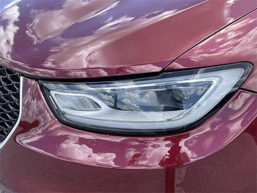 2022 Chrysler Pacifica L