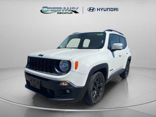 Alpine White 2017 Jeep Renegade Altitude