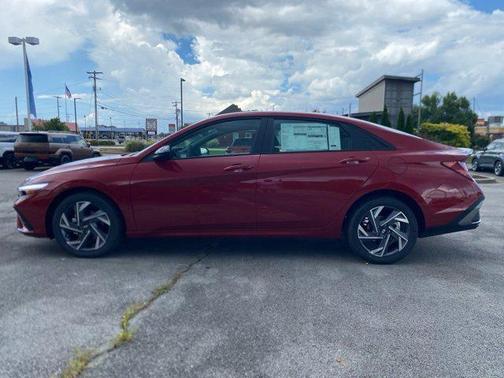 2025 Hyundai ELANTRA Sport