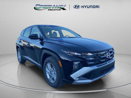 Phantom Black 2026 Hyundai TUCSON SE