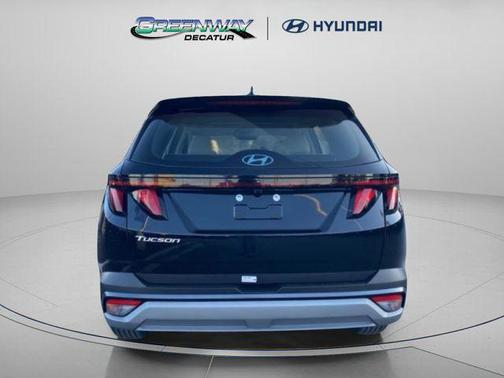 Phantom Black 2026 Hyundai TUCSON SE