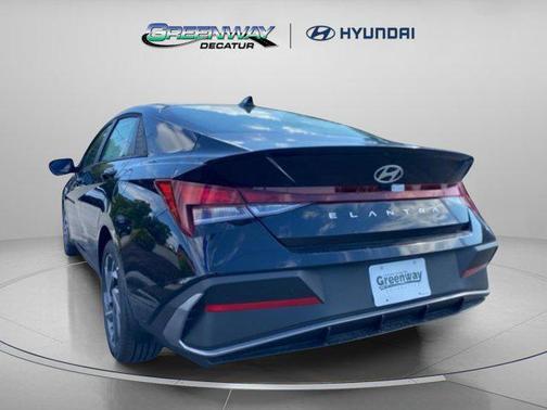2025 Hyundai ELANTRA Sport