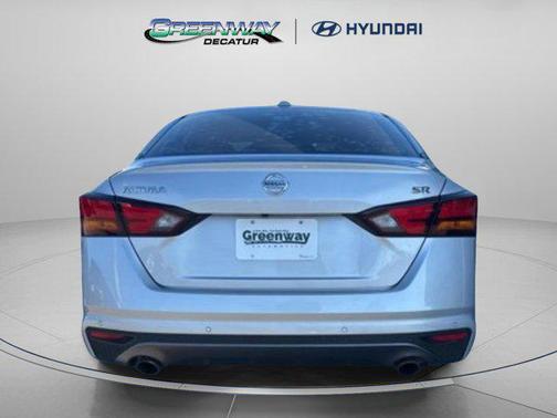 2020 Nissan Altima SR FWD