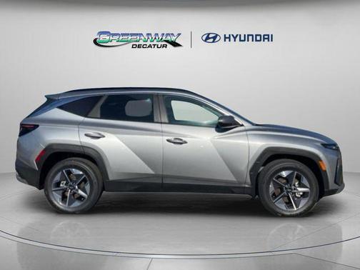 Shimmering Silver 2025 Hyundai TUCSON Hybrid SEL Convenience