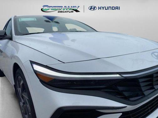 2025 Hyundai ELANTRA Sport