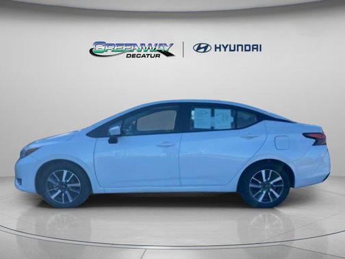 2025 Nissan Versa 1.6 SV