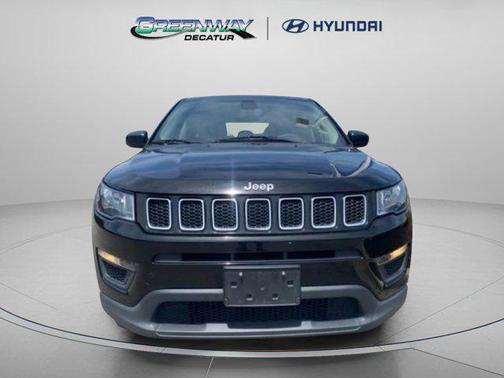 Diamond Black Crystal Pearlcoat 2020 Jeep Compass Sport