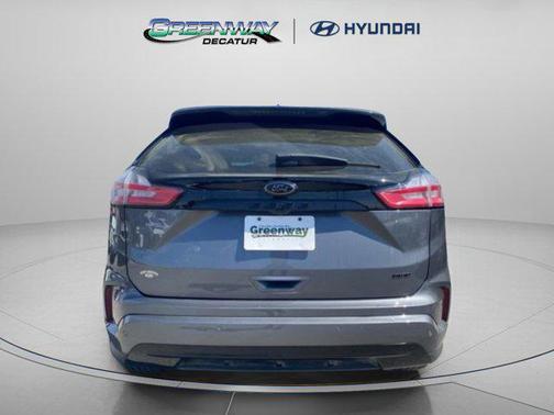 Carbonized Gray Metallic 2024 Ford Edge SE