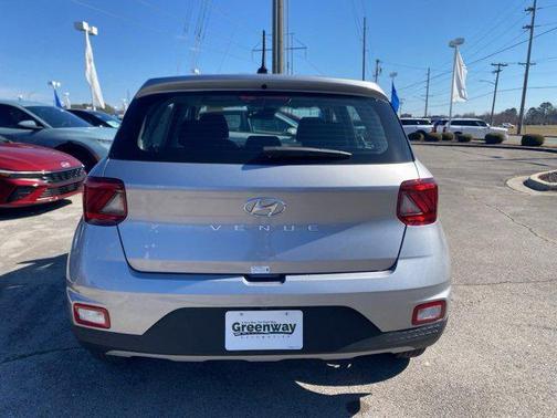 2026 Hyundai VENUE SE