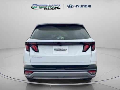 Serenity White Pearl 2026 Hyundai TUCSON SE
