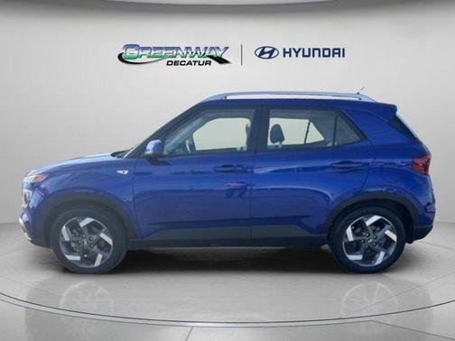 2024 Hyundai VENUE SEL